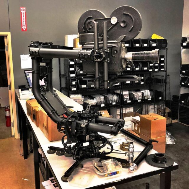 Bunny ears on the Mōvi XL on the Cloud Mount XL. How's that for a tech mashup!
.
.
#c1oudmount