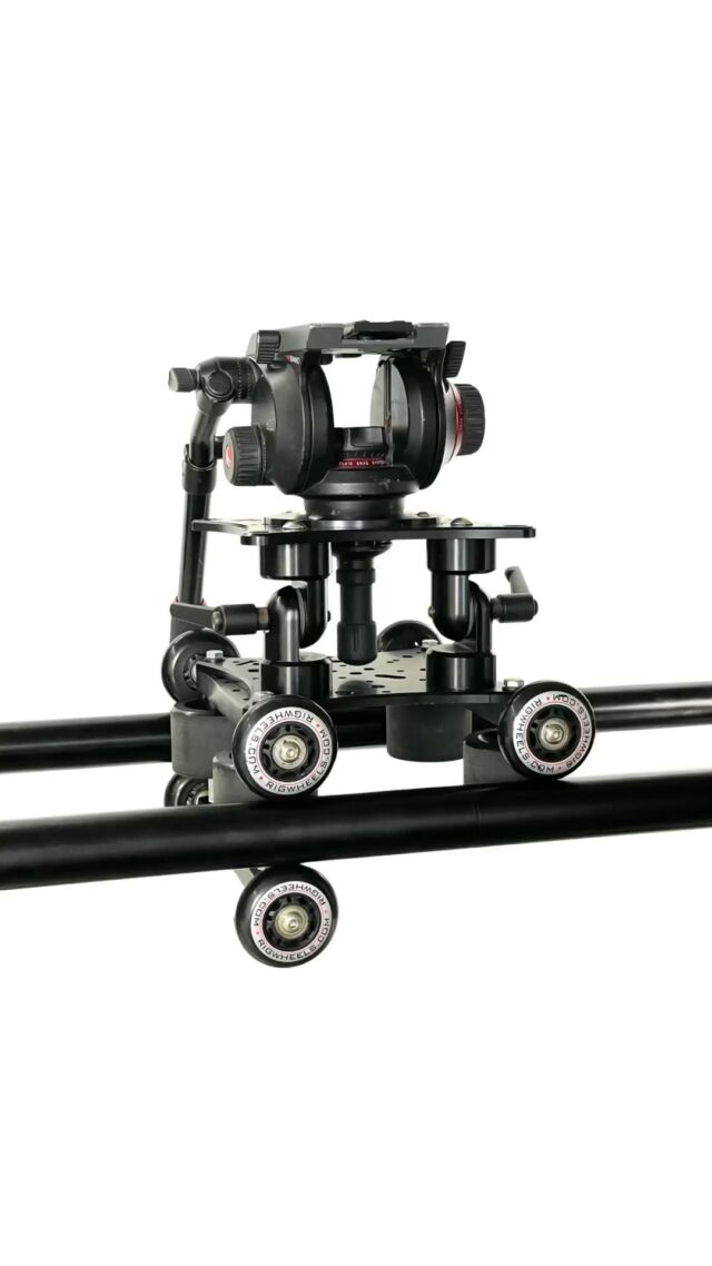 A couple practical new options for the Passport Camera Dolly. 

🛞 Single axle captive rail. A much quicker setup than the dual axle build 

90 degree tilt option. Ideal for top-down shots.